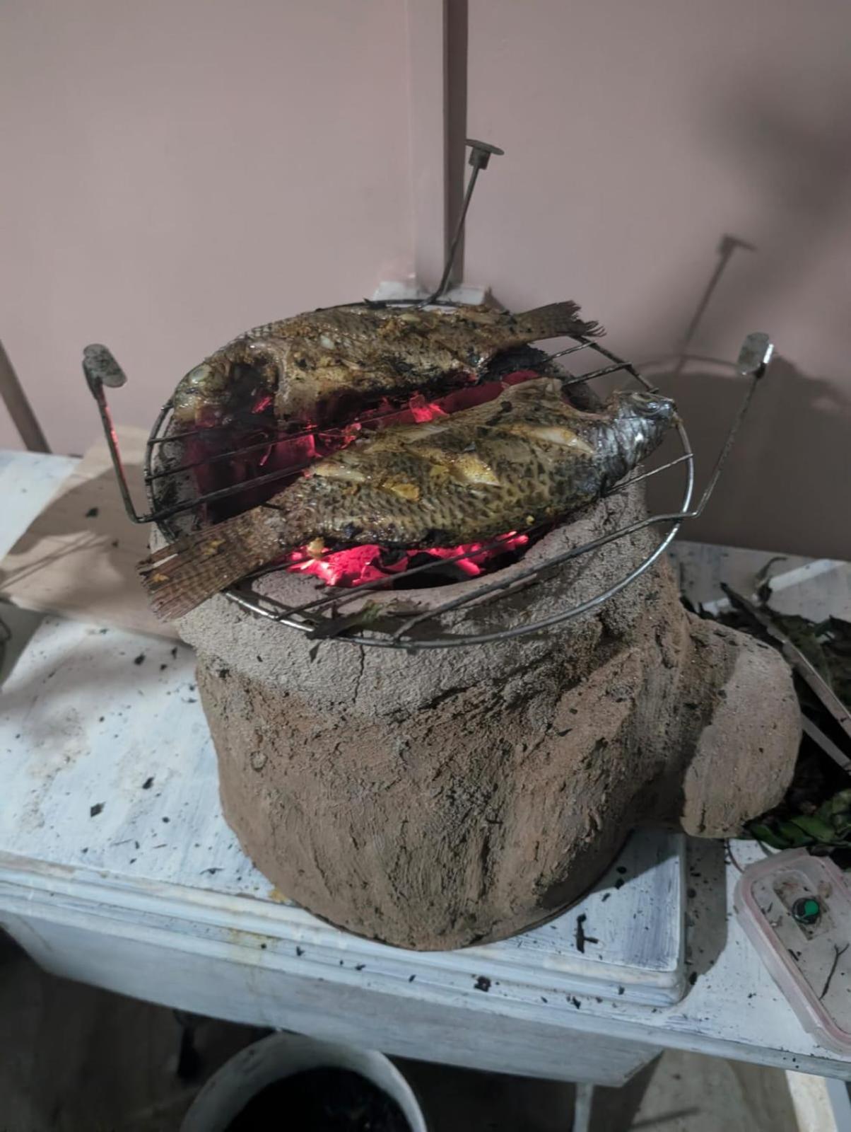 Rock Cascade Tourist Home & Cookery School Полоннарува Екстер'єр фото