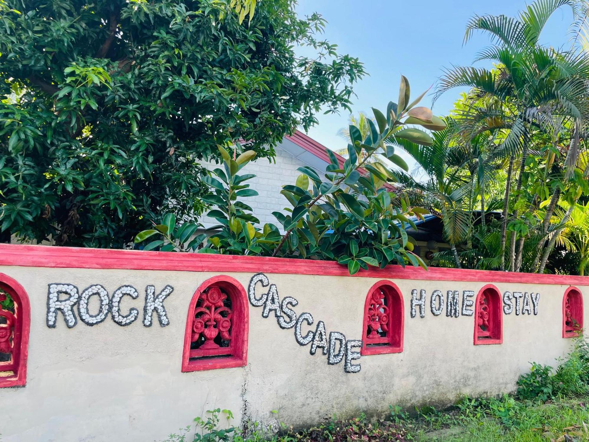 Rock Cascade Tourist Home & Cookery School Полоннарува Екстер'єр фото